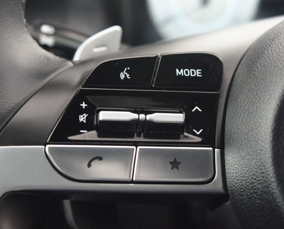 2023 Hyundai Santa Cruz SEL Premium