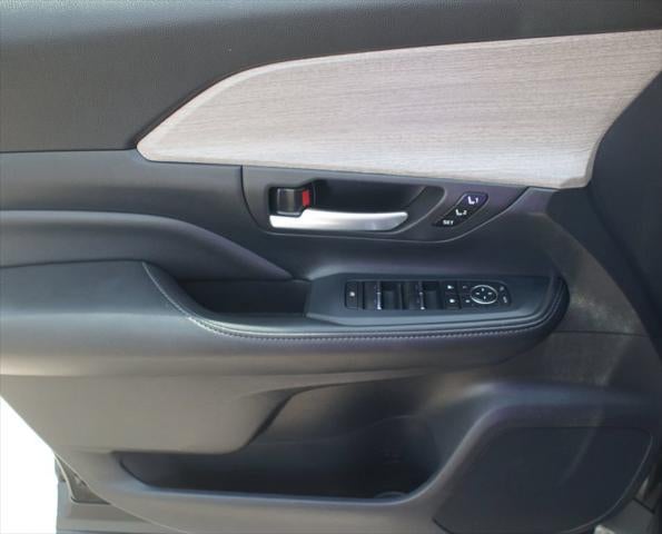 2025 Toyota Grand Highlander Platinum