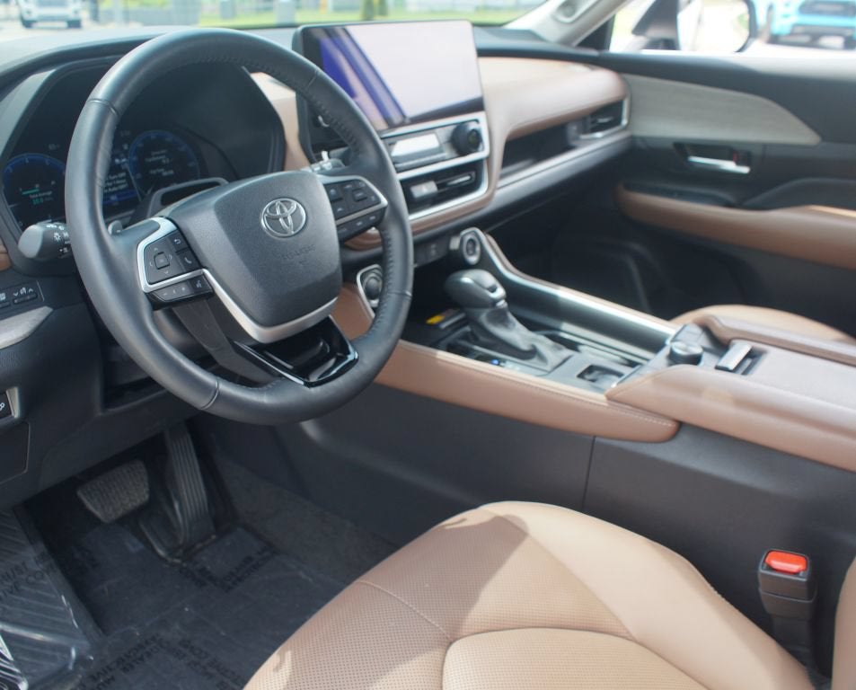 2025 Toyota Grand Highlander Platinum