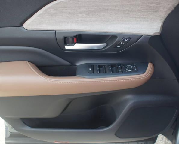 2025 Toyota Grand Highlander Platinum