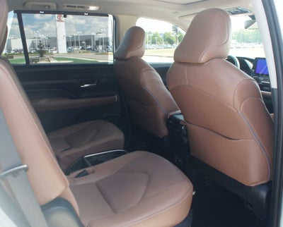 2024 Toyota Grand Highlander Platinum
