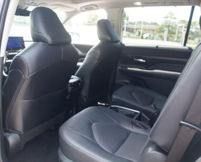 2024 Toyota Grand Highlander Platinum