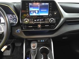 2022 Toyota Highlander Hybrid Bronze Edition