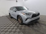 2022 Toyota Highlander Hybrid Bronze Edition