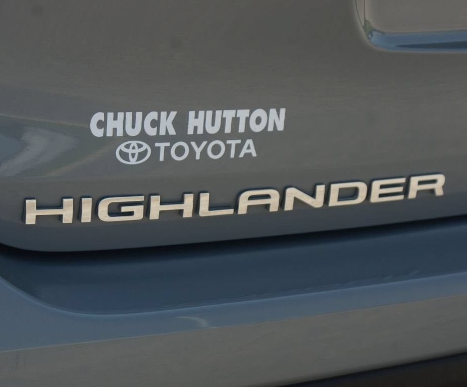 2022 Toyota Highlander Hybrid Bronze Edition