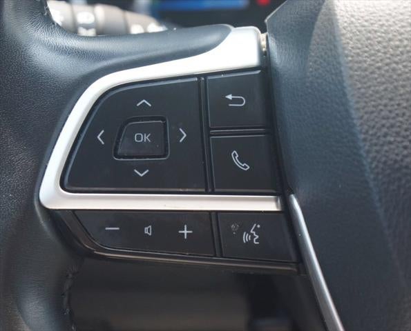 2022 Toyota Highlander Hybrid Bronze Edition