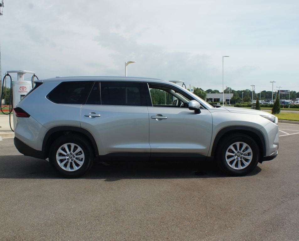 2025 Toyota Grand Highlander Hybrid XLE
