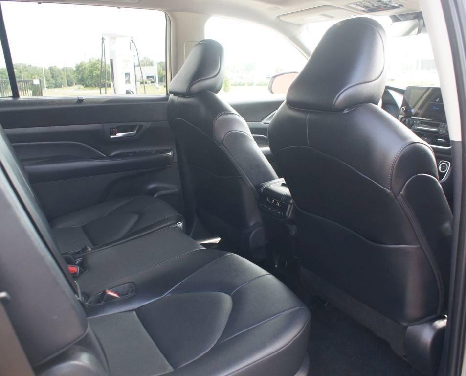 2025 Toyota Grand Highlander Hybrid XLE