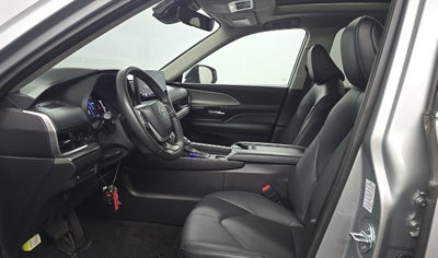 2025 Toyota Grand Highlander Hybrid XLE