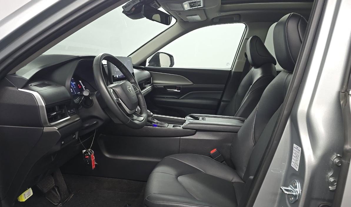 2025 Toyota Grand Highlander Hybrid XLE