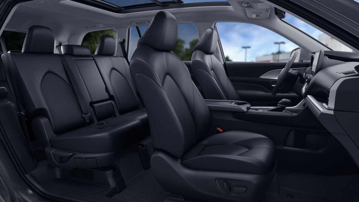 2025 Toyota Grand Highlander Hybrid XLE