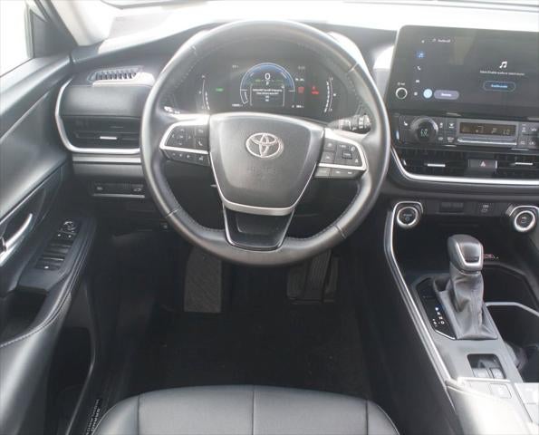 2025 Toyota Grand Highlander Hybrid XLE