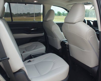 2025 Toyota Grand Highlander Hybrid XLE