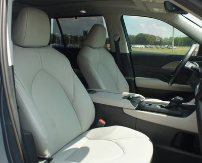 2025 Toyota Grand Highlander Hybrid XLE