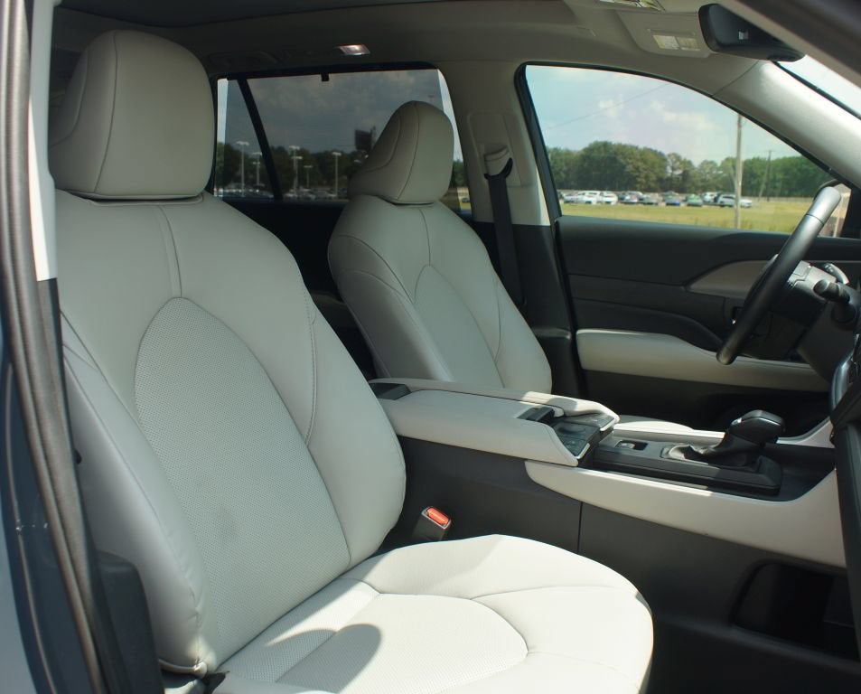 2025 Toyota Grand Highlander Hybrid XLE