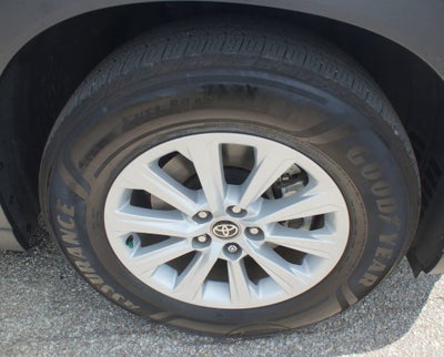 2025 Toyota Grand Highlander Hybrid XLE