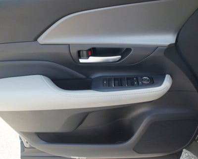 2025 Toyota Grand Highlander Hybrid XLE