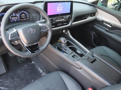 2026 Toyota Grand Highlander Hybrid LE
