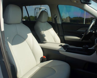 2026 Toyota Grand Highlander Hybrid XLE