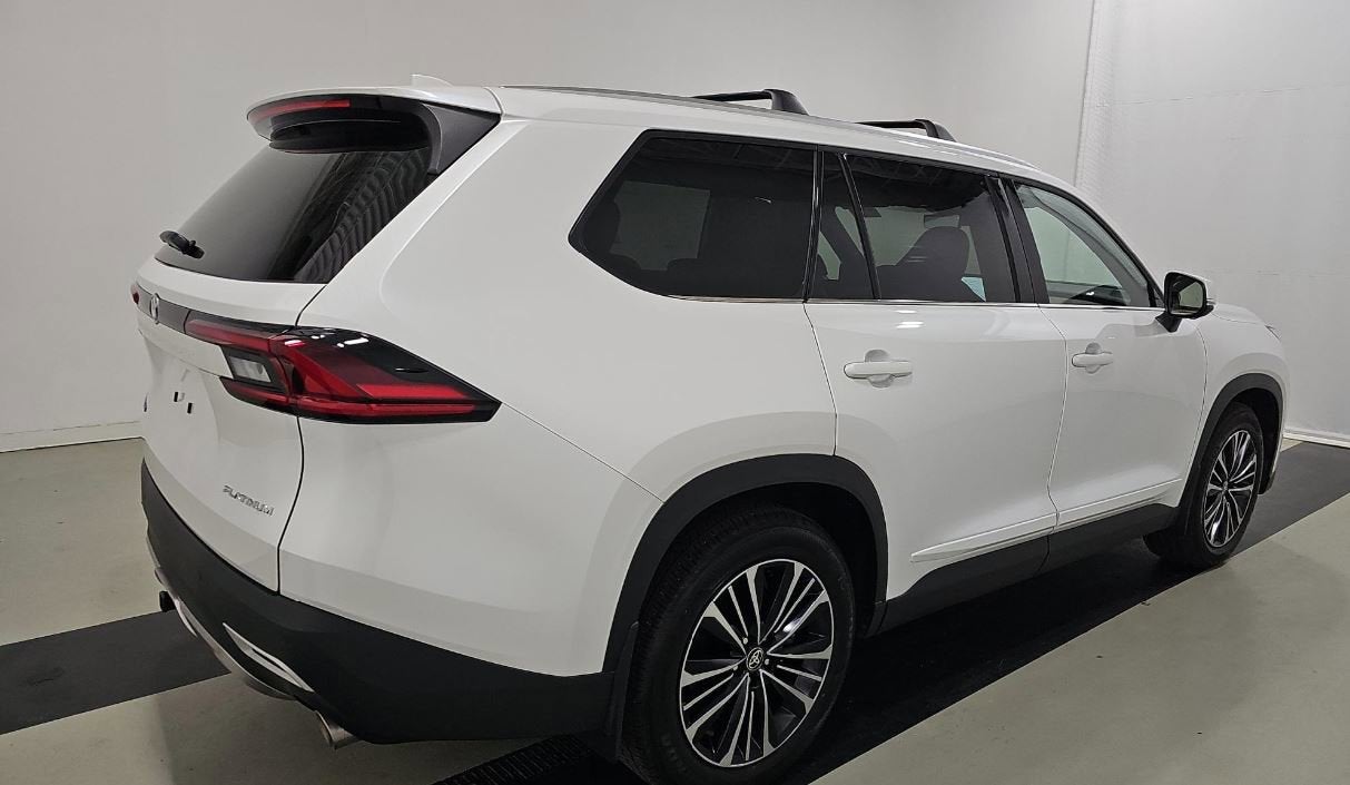 2026 Toyota Grand Highlander Hybrid MAX Platinum