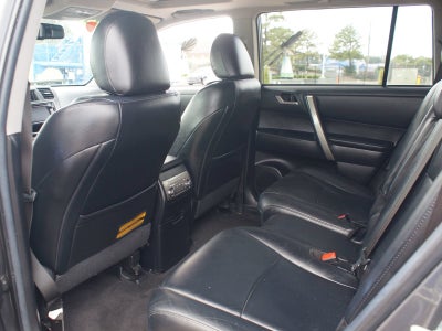 2013 Toyota Highlander Base