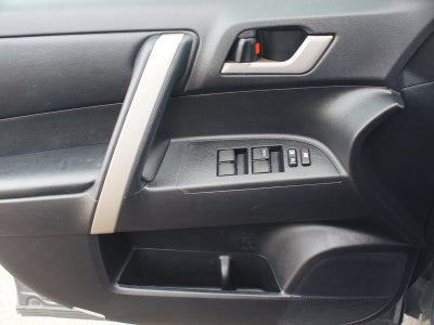 2013 Toyota Highlander Base