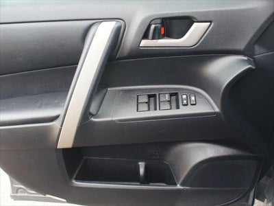 2013 Toyota Highlander Base