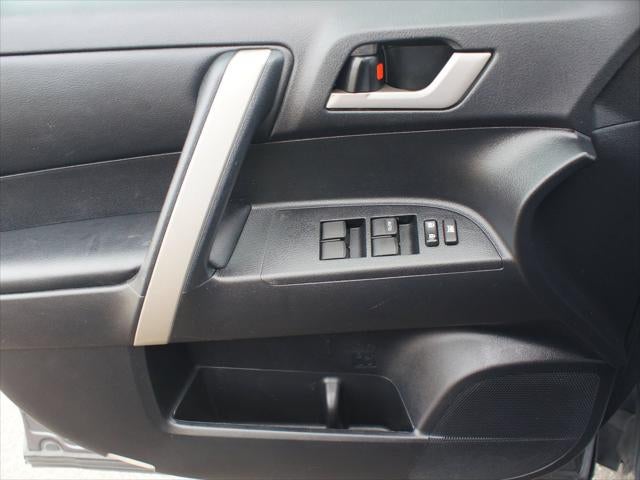 2013 Toyota Highlander Base