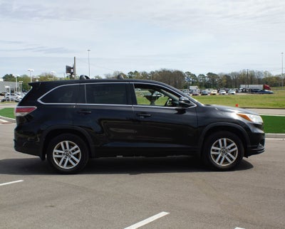 2016 Toyota Highlander LE