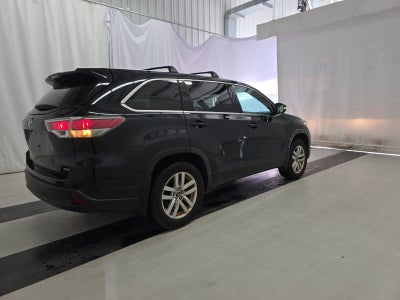2016 Toyota Highlander LE