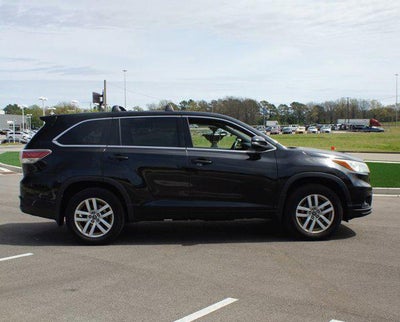 2016 Toyota Highlander LE