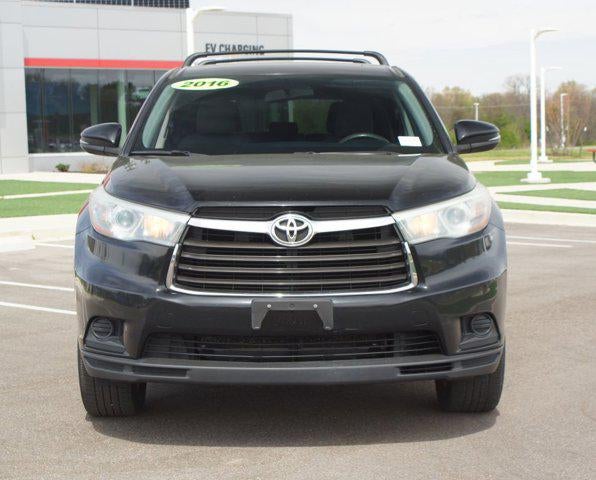 2016 Toyota Highlander LE