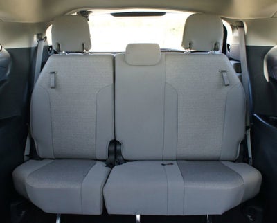 2025 Toyota Sienna LE