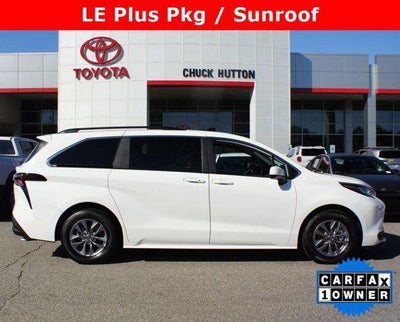 2025 Toyota Sienna LE