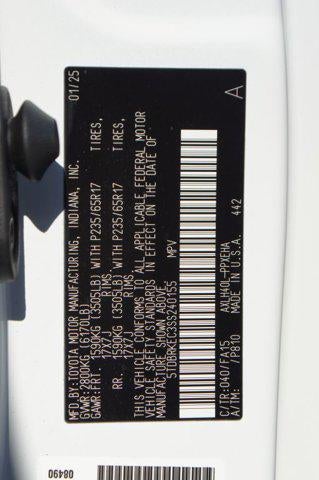 2025 Toyota Sienna LE