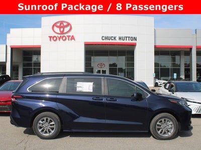 2025 Toyota Sienna LE