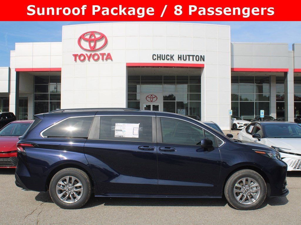 2025 Toyota Sienna LE