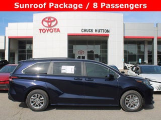 2025 Toyota Sienna LE