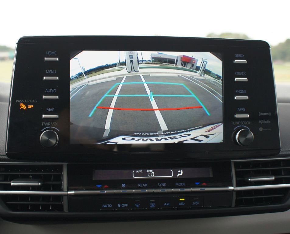 2024 Toyota Sienna LE