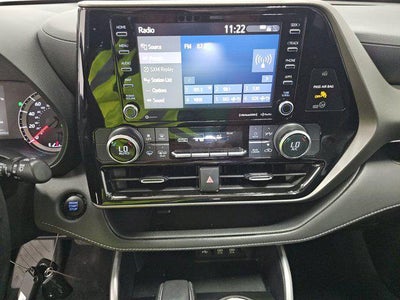 2021 Toyota Highlander LE