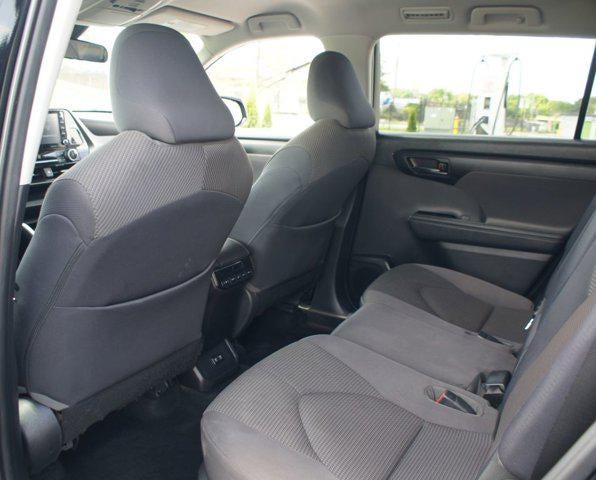 2021 Toyota Highlander LE