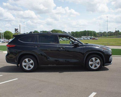 2021 Toyota Highlander LE