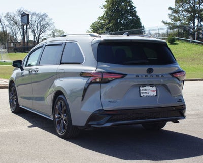 2024 Toyota Sienna XSE