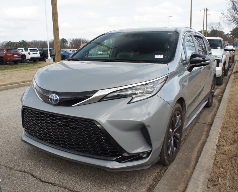 2024 Toyota Sienna XSE