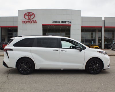 2025 Toyota Sienna XSE
