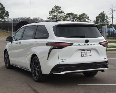 2025 Toyota Sienna XSE