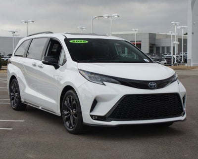 2025 Toyota Sienna XSE