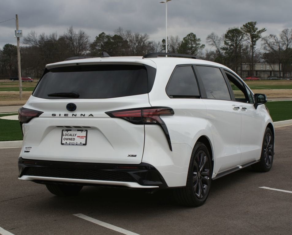 2025 Toyota Sienna XSE