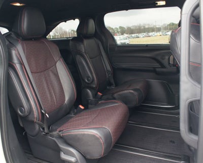 2025 Toyota Sienna XSE