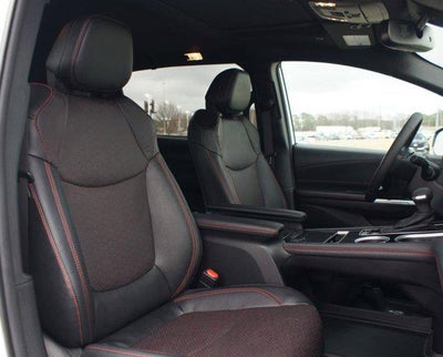 2025 Toyota Sienna XSE